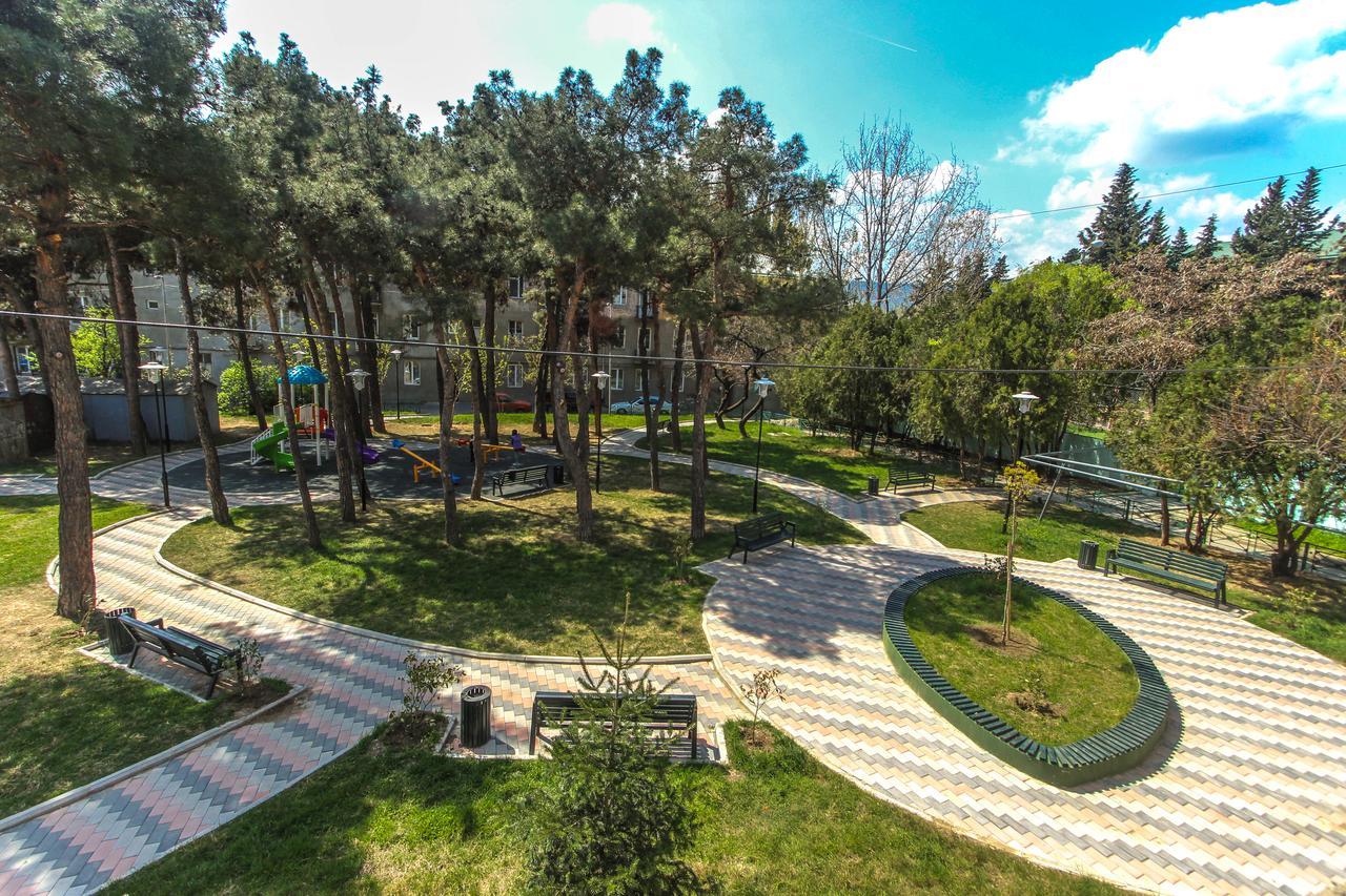 Apartment Gardens 44 Tbilisi Exterior foto